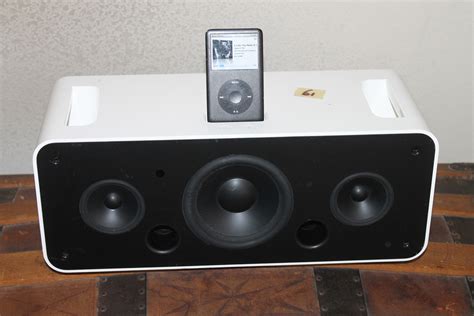 APPLE iPOD Hi-Fi A1121 Speaker Dock Free 80gb iPod Classic - remote ...