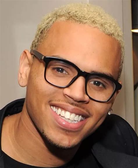 10 of The Coolest Chris Brown Hairstyles to Try – Cool Men's Hair