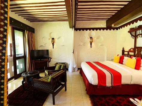 LUXURY SUITE | Serena Beach Resort & Spa