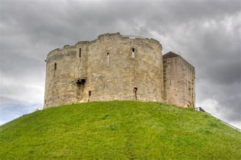 Dunstanburgh Castle Free Photo Download | FreeImages