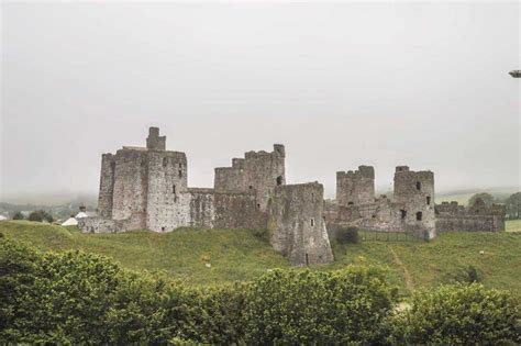 Kidwelly Castle - The Castle Guide