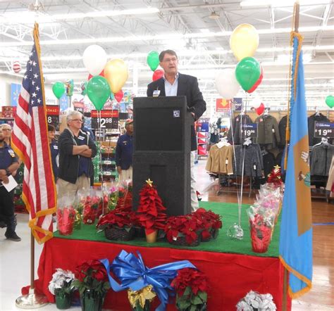 Rehoboth Walmart celebrates new look | Cape Gazette