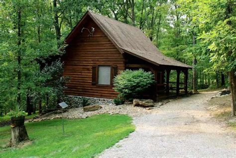 You’ll Fall in Love with These Romantic Hocking Hills Cabins for 2 - The Travel 100