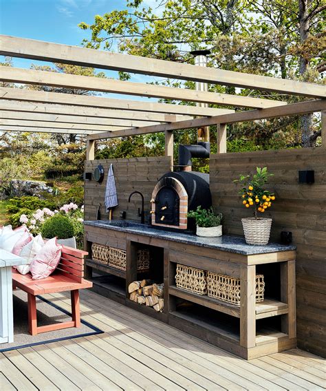 Garden bar ideas: 10 ways to entertain al fresco | Homes & Gardens