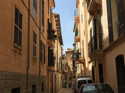 What to See in Palma de Mallorca Old Town - Routes and Trips