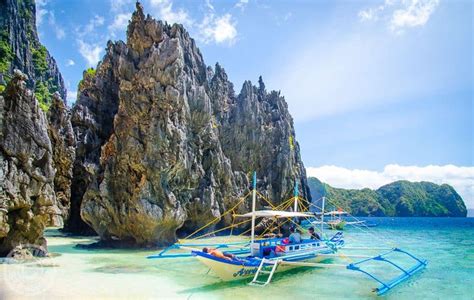 100 best beaches in the world by CNN 2017 – # 14. El Nido, Palawan, Philippines | If you can ...