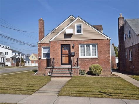 New Hyde Park Real Estate - New Hyde Park NY Homes For Sale | Zillow