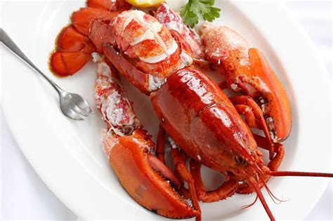 Chops Lobster Bar Reopens in Buckhead, Atlanta, After a Fire Temporarily Closed the Seafood ...