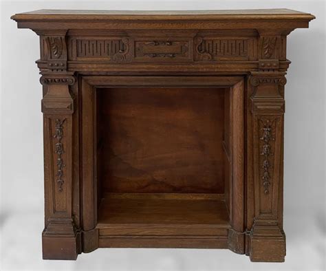 Napoleon III style oak mantel - Wood