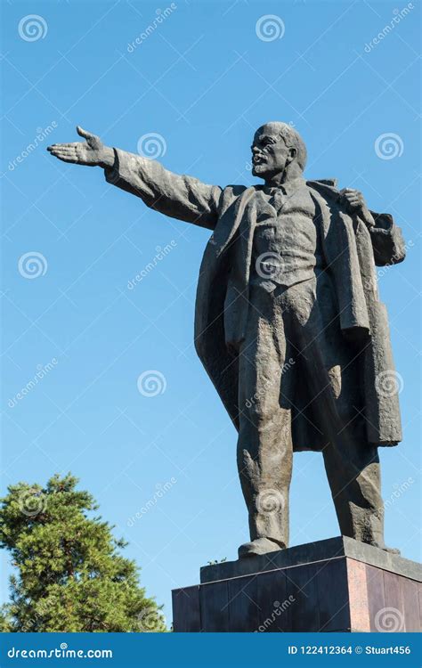 Statue Of Vladimir Iljic Lenin In Chernobyl Town In The Ukraine ...