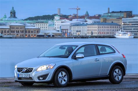 Official: Volvo Discontinuing C30 Hatchback After This Year