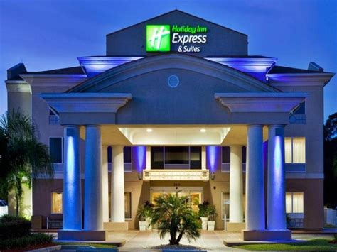 Holiday Inn Express & Suites Tavares Hotel (Tavares (FL)) - Deals ...