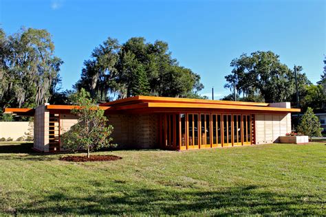 Usonian House / Frank Lloyd Wright – External Brain