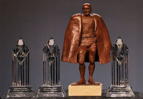 NFL Countdown: Walter Payton crowned 1977 Man of the Year