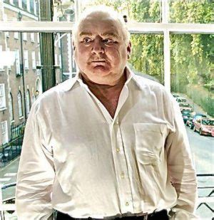 Peter Ackroyd Death Fact Check, Birthday & Age | Dead or Kicking