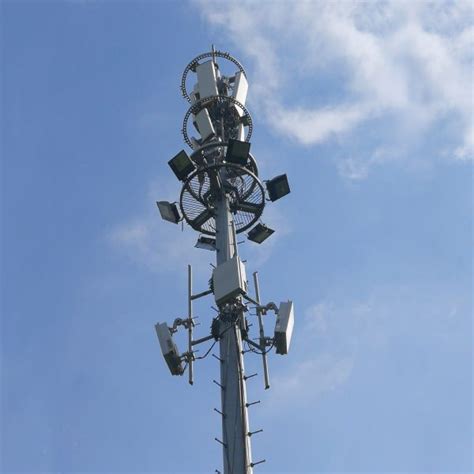 5G Base Station Antenna in Tower - Base Station Antenna Manufacturer