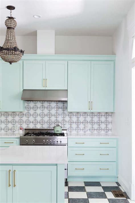 Mint Green: The Unexpected Kitchen Cabinet Color