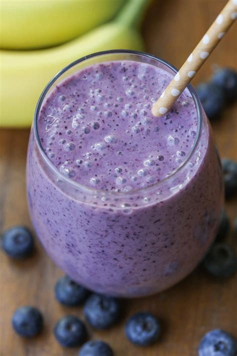 Blueberry Smoothie {EASY Family Favorite} | Lil' Luna