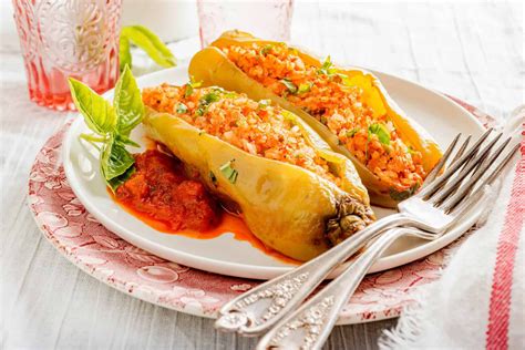 Easy, Juicy, Stuffed Cubanelle Peppers Recipe - Tia Clara