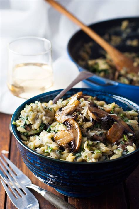 One Pot Mushroom and Spinach Orzo Risoni | Orzo recipes, Recipes, Pasta ...