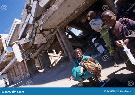 Huambo, Angola editorial photography. Image of baby, outside - 24553882