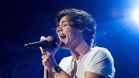 Harry Styles Singing Full , Singing HD wallpaper | Pxfuel