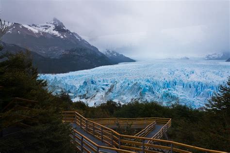 Perito Moreno Glacier Argentina Stock Image - Image of cold, mountains ...