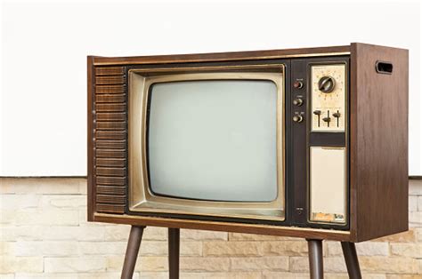 25 Intriguing Television Invention Fun Facts