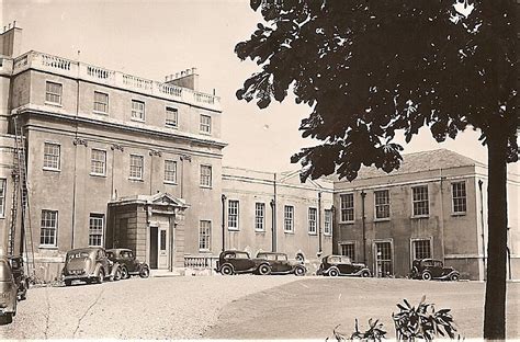 Woodford County High School For Girls London- History of the school | London history, High ...