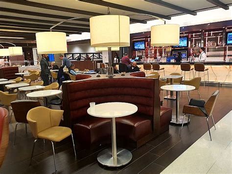 Delta Sky Club JFK Terminal 4 New York lounge review | Loungeindex