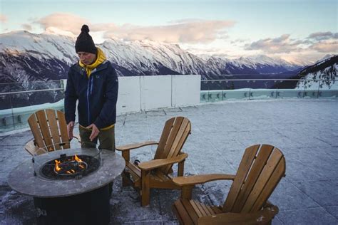 Sulphur Mountain Hike vs. Banff Gondola: Which One Is Better?