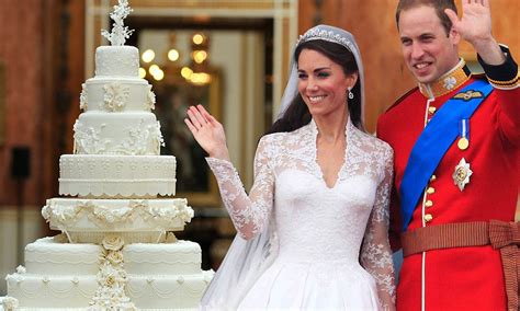 Royal Wedding cake: Kate Middleton requested 8-tiers decorated with 900 ...