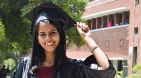 Alumni of SRCC, UPSC topper Ishita Kishore left her corporate career to ...