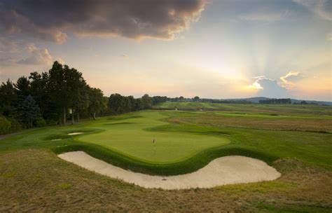 Oakmont Country Club Pictures: Take a Photo Tour