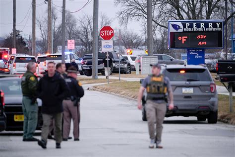 Perry High School shooter is dead, law enforcement official says