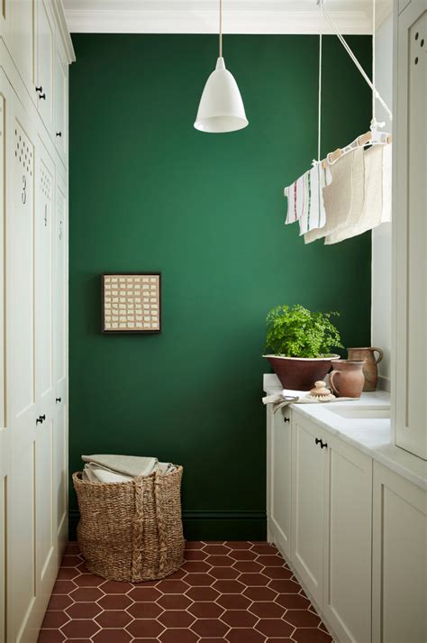 Dark Brunswick Green | Dark Green Paint | Little Greene