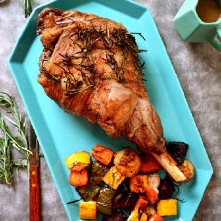 Roasted Leg of Lamb with Summer Vegetables Recipe - (4.8/5)