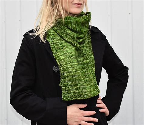 Ravelry: Stockinette Stitch Scarf pattern by Row House