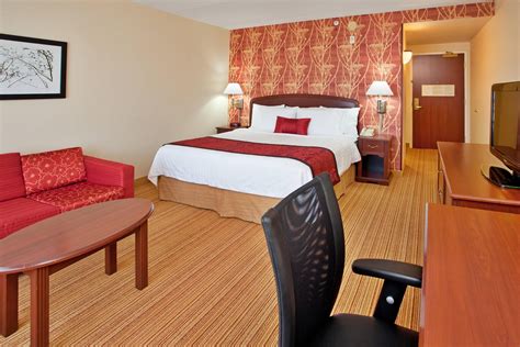 Hotel in Markham, Ontario | Courtyard Toronto Markham