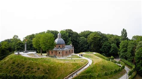 Wall of Geraardsbergen | Motorcycle Diaries