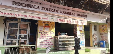 Famous Places to eat in Vadodara – Food tour | Rohal's Diary