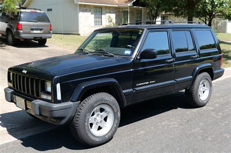 Jeep Cherokee Sport 99