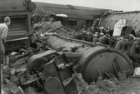 Goswick Rail Crash Clearing Wreckage Beside Editorial Stock Photo ...