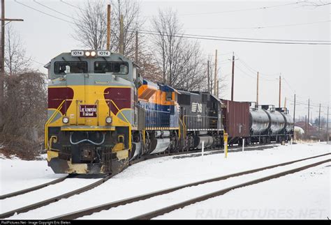 RailPictures.Net Photo: NS 1074 Norfolk Southern EMD SD70ACe at Linden ...