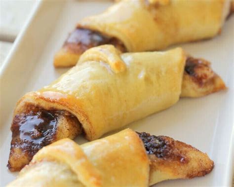 Cream Cheese Crescent Rolls {with Cinnamon} | Lil' Luna