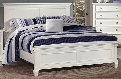 Tamarack White Cal. King Platform Bed from New Classics (00-044-215-235 ...