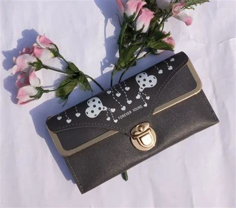 Lock wallet at Rs 200/piece | Key Pouches in Delhi | ID: 2850159919712