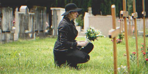 Grieving Mother Crying at Son’s Grave Asks Him for a Sign, Hears Voice ...