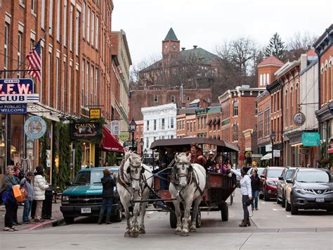 Chasing spirits in Galena, Illinois - OnMilwaukee