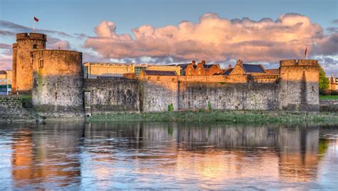 Limerick Weekend: Castles, Cliffs and Celtic Cheer - Start Travel